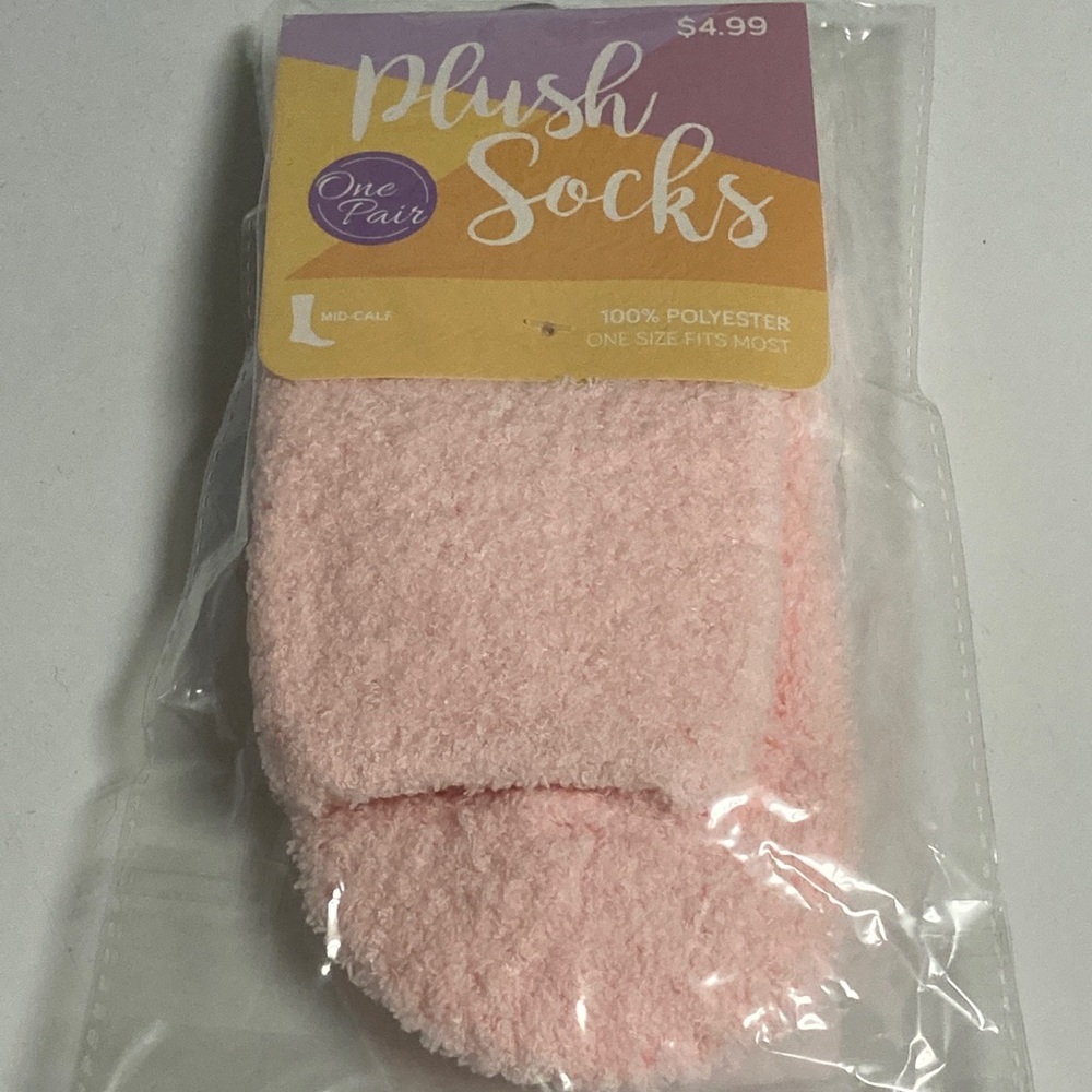 Women’s Plush Socks 100% Polyester Solid Pink